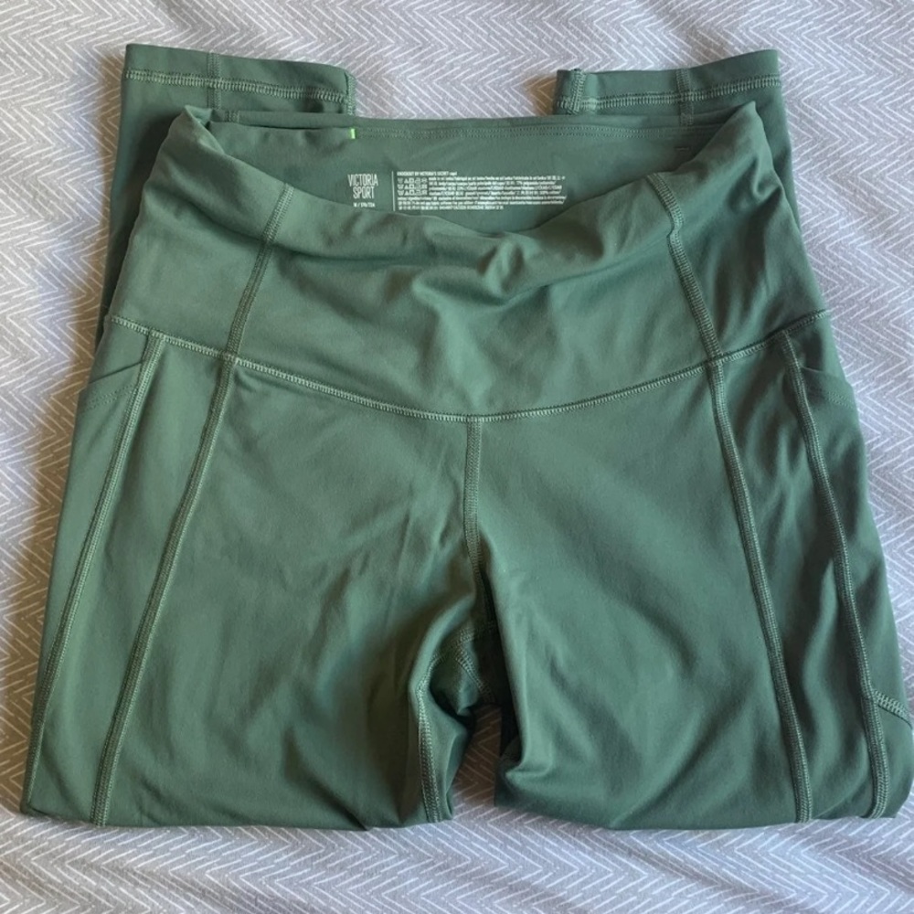 Victoria secret sport capi leggings